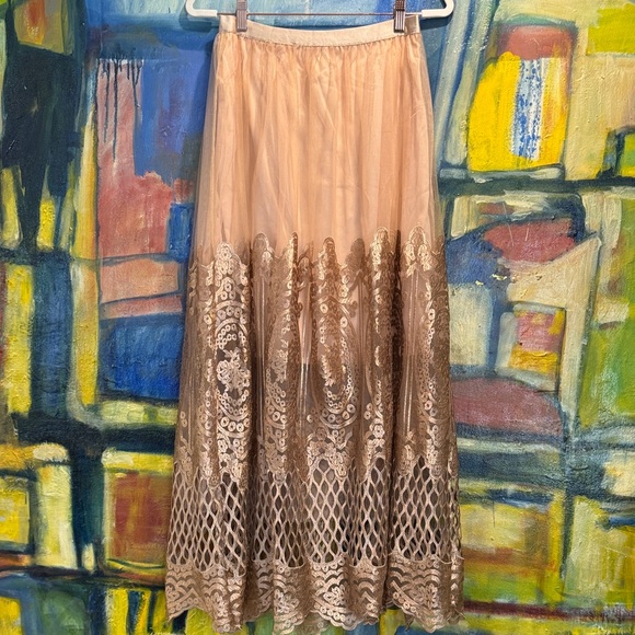 Gold lace and tulle maxi skirt women’s size medium - Picture 6 of 12